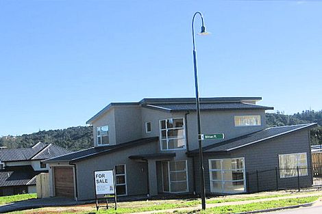 Photo of property in 17 Newbury Place, Schnapper Rock, Auckland, 0632