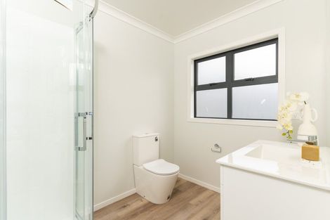 Photo of property in 20b Korau Grove, Stokes Valley, Lower Hutt, 5019