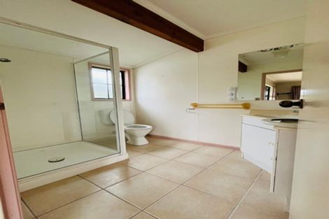 Photo of property in 233 Waihoehoe Road, Drury, 2577