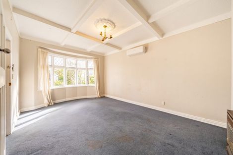 Photo of property in 75 Brougham Street, Mount Victoria, Wellington, 6011