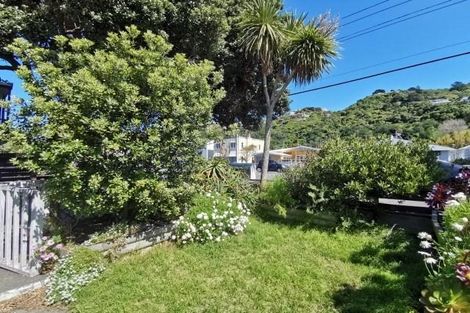 Photo of property in 171f4 Queens Drive, Lyall Bay, Wellington, 6022