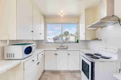Photo of property in 2/136 Wainoni Road, Avondale, Christchurch, 8061