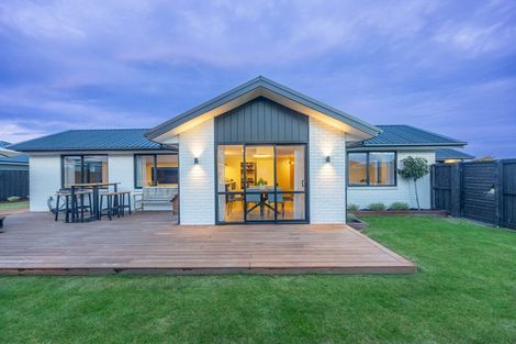 Photo of property in 81 Tiritiri Moana Drive, Pegasus, 7612