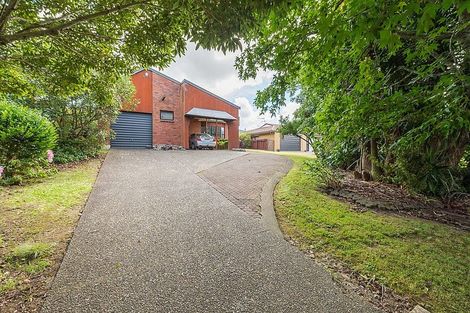 Photo of property in 35 Matua Road, Huapai, Kumeu, 0810