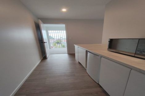 Photo of property in 1/28 Cameron Road, Hamilton East, Hamilton, 3216