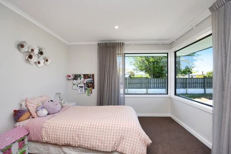 Photo of property in 64 Mcmurdo Street, Tinwald, Ashburton, 7700