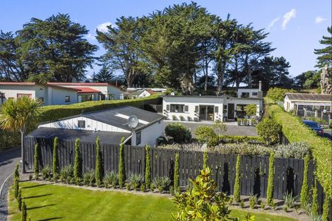Photo of property in 729 Brighton Road, Ocean View, Dunedin, 9035