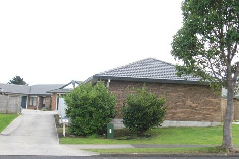 Photo of property in 5a Carnoustie Drive, Wattle Downs, Auckland, 2103