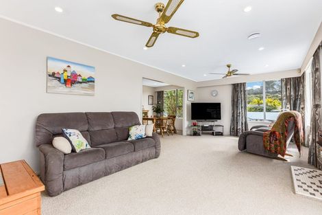 Photo of property in 27 Staithes Drive North, Whitby, Porirua, 5024