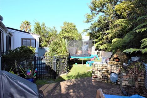 Photo of property in 61 West Hoe Heights, Orewa, 0931