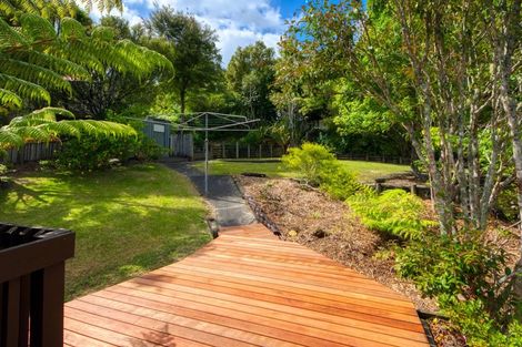 Photo of property in 98 Daffodil Street, Titirangi, Auckland, 0604