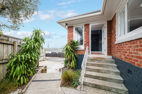 Photo of property in 66 Don Buck Road, Massey, Auckland, 0614