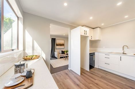 Photo of property in 7a Eastview Grove, Normandale, Lower Hutt, 5010