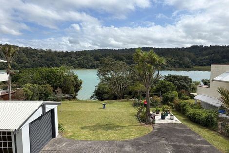 Photo of property in 13 Okura River Road, Okura, Albany, 0792