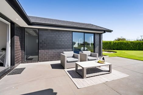 Photo of property in 8 Tikorangi Road East, 4383
