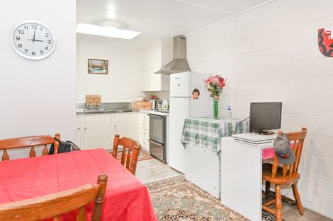 Photo of property in 3/301 Lyndon Road West, Hastings, 4122
