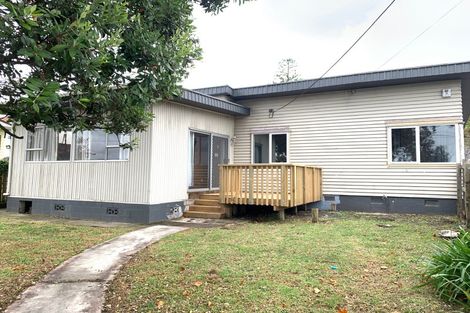 Photo of property in 23 Margan Avenue, New Lynn, Auckland, 0600