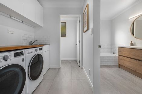 Photo of property in 42 Harry Shaw Way, Raumati South, Paraparaumu, 5032