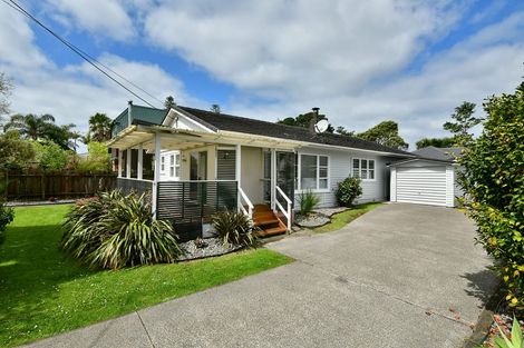 Photo of property in 12 Forest Glen, Orewa, 0931