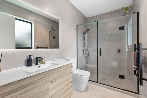 Photo of property in 202 Matua Road, Kumeu, 0810