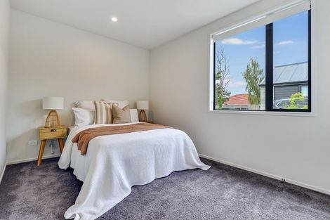 Photo of property in 103u2 Cambridge Road, Hillcrest, Hamilton, 3216