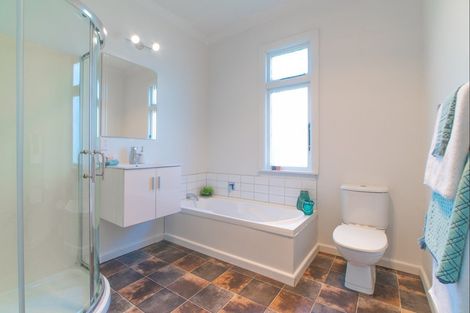 Photo of property in 11a Jensen Street, Hokowhitu, Palmerston North, 4410