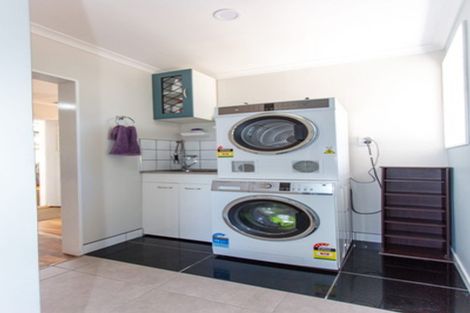 Photo of property in 91 Manuka Street, Castlecliff, Whanganui, 4501