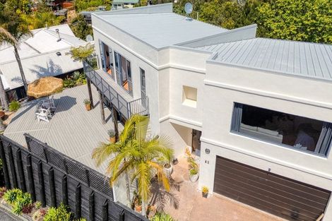 Photo of property in 21 Joyces Road, Paihia, 0200