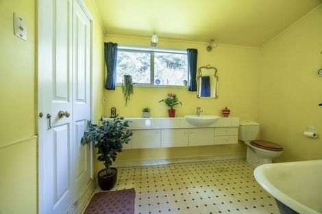 Photo of property in 847b Pouto Road, Te Kopuru, 0371