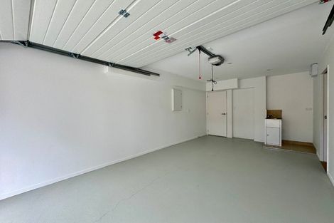 Photo of property in 86 Priestley Drive, Bucklands Beach, Auckland, 2014