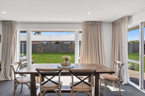 Photo of property in 2 Upham Way, Amberley, 7410