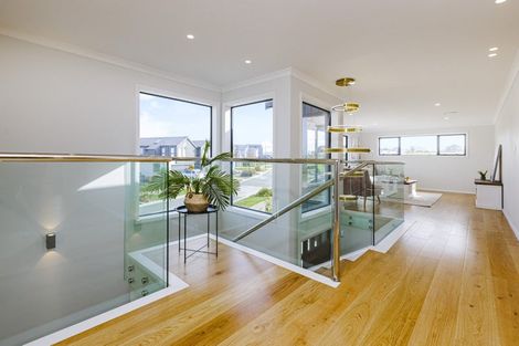 Photo of property in 2 Seagreen Avenue, Rosehill, 2113