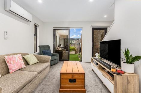 Photo of property in 2/3 Johnston Grove, Taita, Lower Hutt, 5011