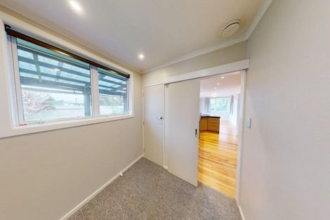 Photo of property in 7 Raglan Avenue, Cloverlea, Palmerston North, 4412
