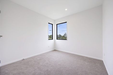 Photo of property in 18 Zadar Street, Kumeu, 0810