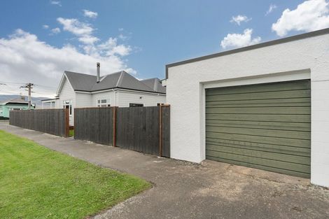 Photo of property in 21 Larkworthy Street, Saint Kilda, Dunedin, 9012