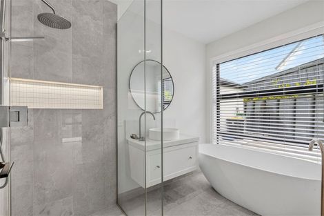 Photo of property in 58 Les Wakefield Road, Mapua, 7005