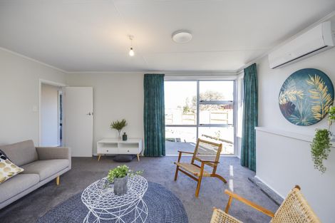 Photo of property in 10 Greenock Place, Awapuni, Palmerston North, 4412