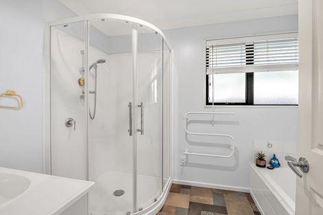 Photo of property in 11 Mistral Road, Northwood, Christchurch, 8051