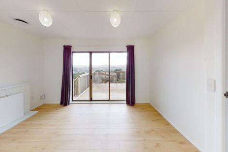 Photo of property in 22 Link Road, Newlands, Wellington, 6037