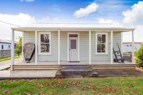 Photo of property in 12 Ngaire Street, Longburn, Palmerston North, 4412