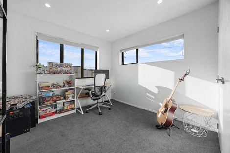 Photo of property in 6 Faithful Drive, Karaka, Papakura, 2113