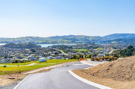 Photo of property in 3 Navigation Drive, Whitby, Porirua, 5024