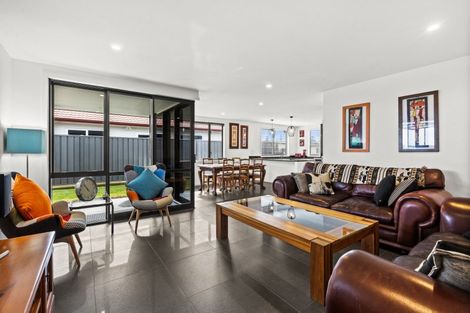 Photo of property in 11 Aparima Place, Awatoto, Napier, 4110