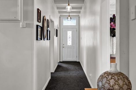 Photo of property in 56 Vogel Street, Hawera, 4610