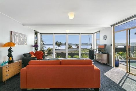 Photo of property in 232 Lake Terrace, Waipahihi, Taupo, 3330