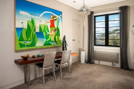Photo of property in Broadwater Apartments, 214 Oriental Parade, Oriental Bay, Wellington, 6011