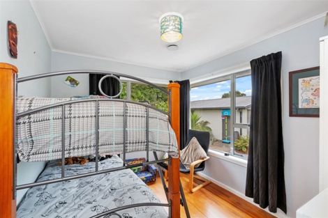 Photo of property in 49 Kathleen Crescent, Hornby, Christchurch, 8042