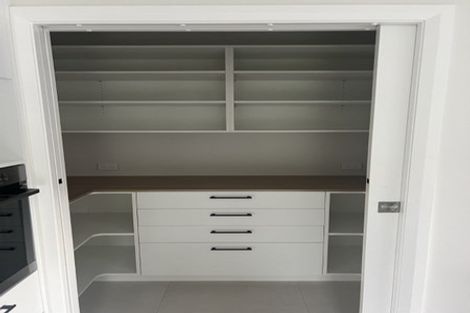 Photo of property in 46 Napier Road, Terrace End, Palmerston North, 4410