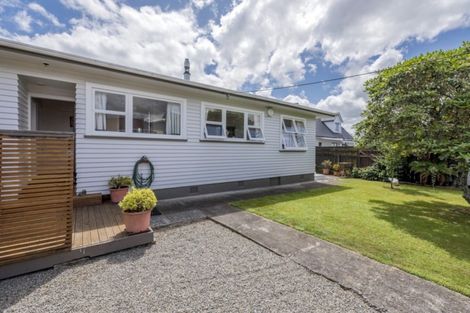 Photo of property in 182 Tiro Tiro Road, Levin, 5510